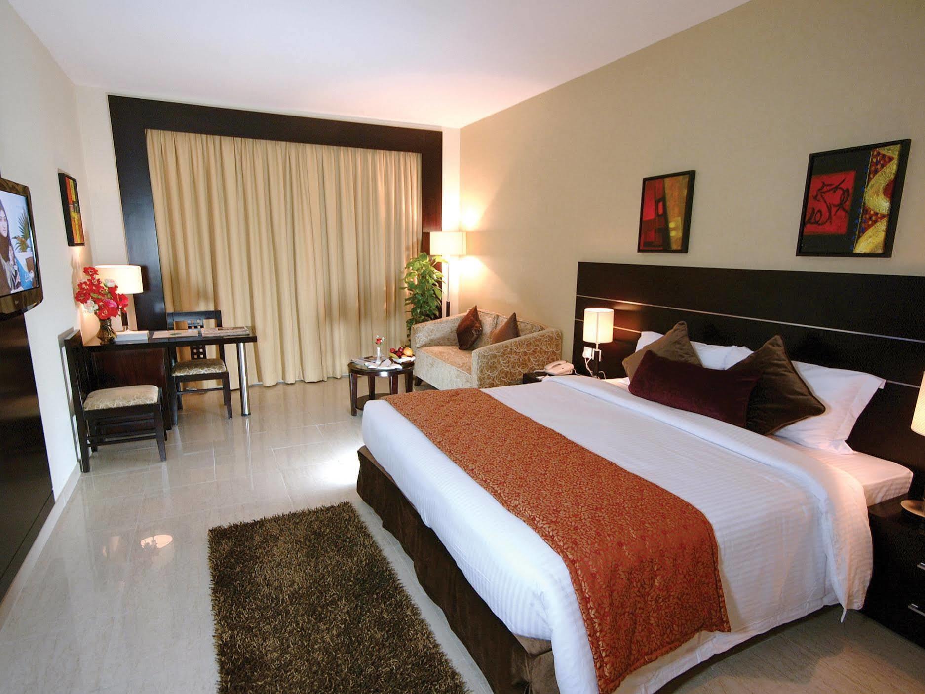 Landmark Riqqa Hotel Dubai Exterior foto