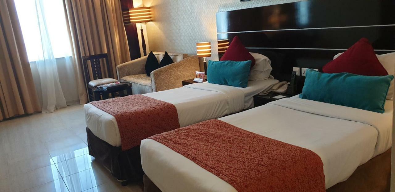 Landmark Riqqa Hotel Dubai Exterior foto
